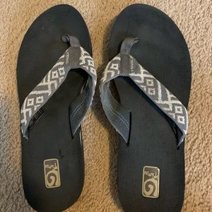 Teva mush flip flops
